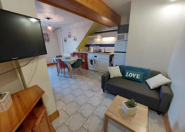 Les Primeveres A بيت للعطل